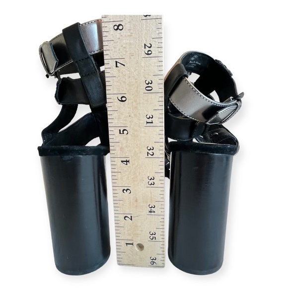 Donald J. Pliner Bindy Black Metallic Strapy Woven Gladiator Heeled Sandals - Picture 7 of 16